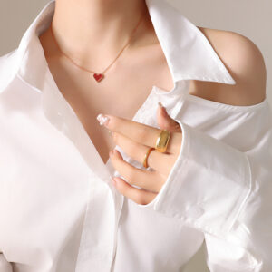 rose-gold-plated-heart-necklace.jpg