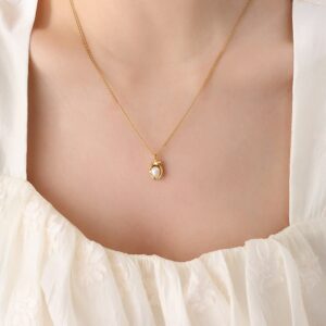 Gold-plated-freshwater-pearl-necklace-for-women.jpg