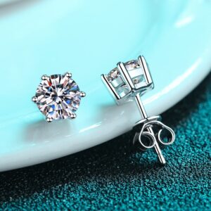 Silver-Moissanite-Stud-Earrings.jpg